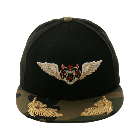 Exclusive New Era Lakeland Flying Tigers Hat - 2T Black , Camo , Metallic Gold