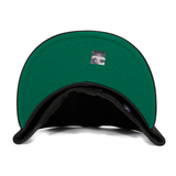 Exclusive New Era 59Fifty Milwaukee Bucks Script Hat - Black