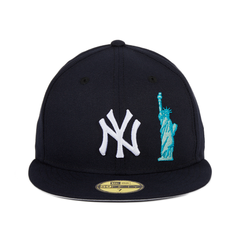 NY Yankees Statue Of Liberty Snapback W/ Pink UV