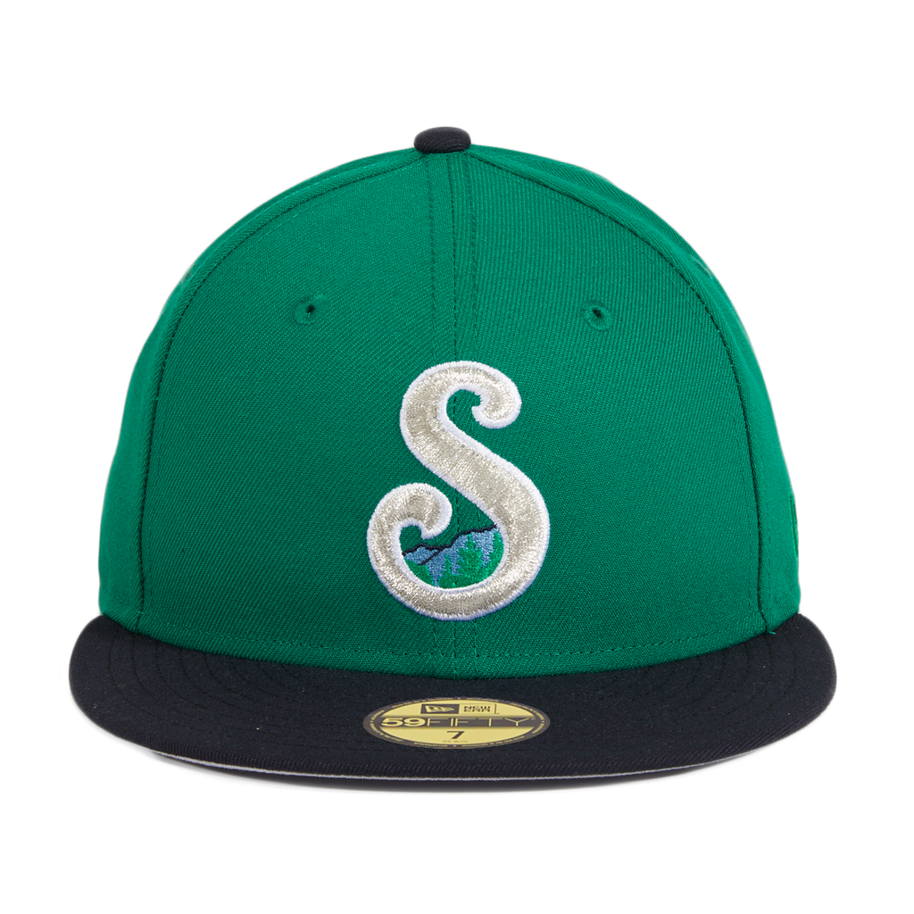 New Era 59FIFTY San Diego Padres St. Patrick's Day 2023 Fitted Hat Kelly Green