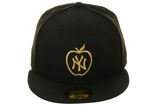 Exclusive New Era 59Fifty New York Yankees Apple Hat - Black, Metallic Gold